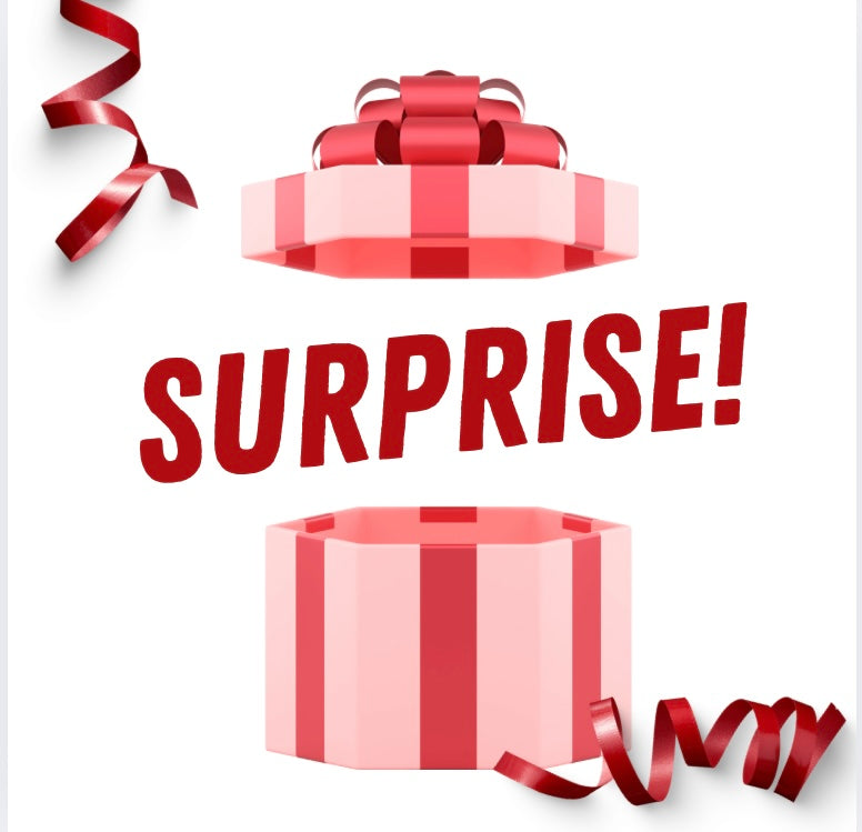 Christmas surprise treats for horses / Christmas horse treats / Christmas gifts for horses / Christmas gifts for equestrians